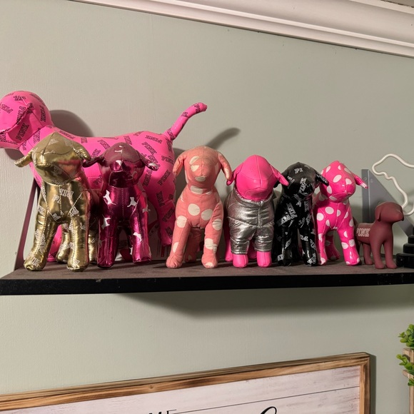 PINK Dogs 💖 - Picture 2 of 2